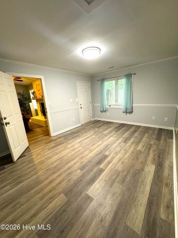 2 Palmetto Place, Greenville, NC 27858