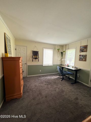 2 Palmetto Place, Greenville, NC 27858
