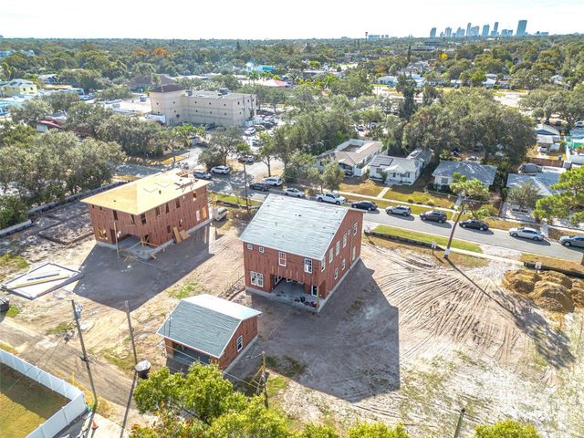 465 47TH AVENUE N, St Petersburg, FL 33703