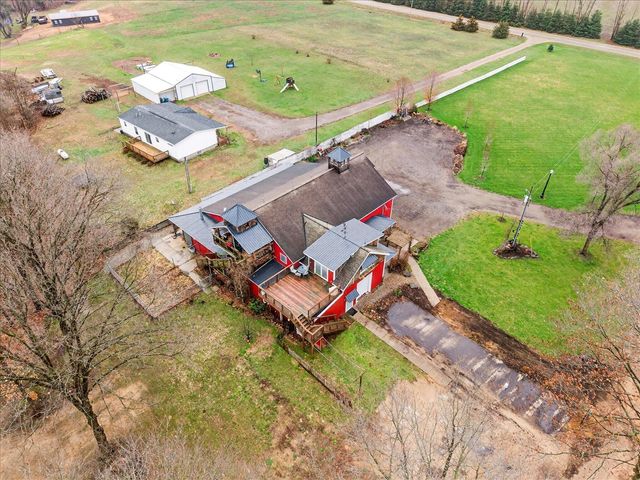3457 138th Avenue, Hamilton, MI 49419