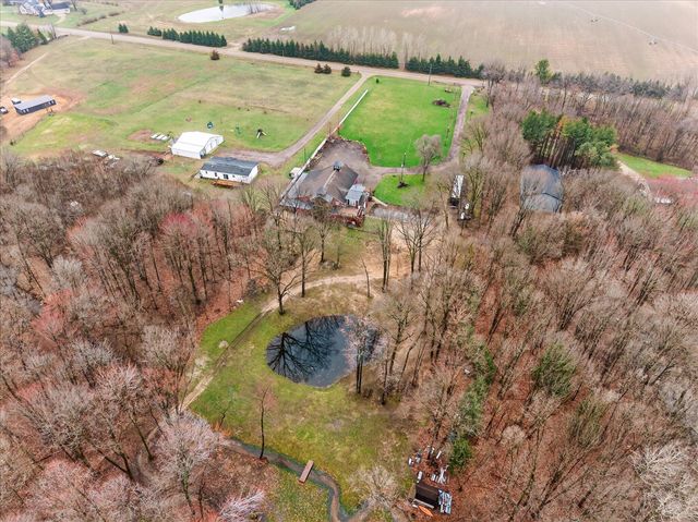 3457 138th Avenue, Hamilton, MI 49419