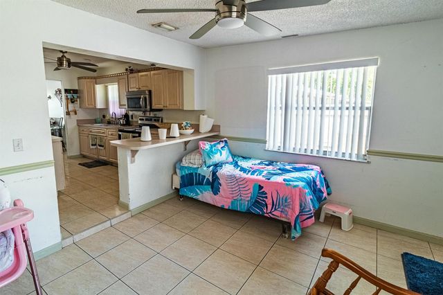 513 El Vedado, West Palm Beach, FL 33405