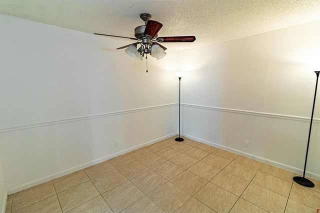 513 El Vedado, West Palm Beach, FL 33405