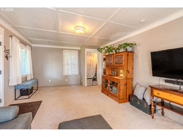 105 Nw 13TH St, Gresham, OR 97030