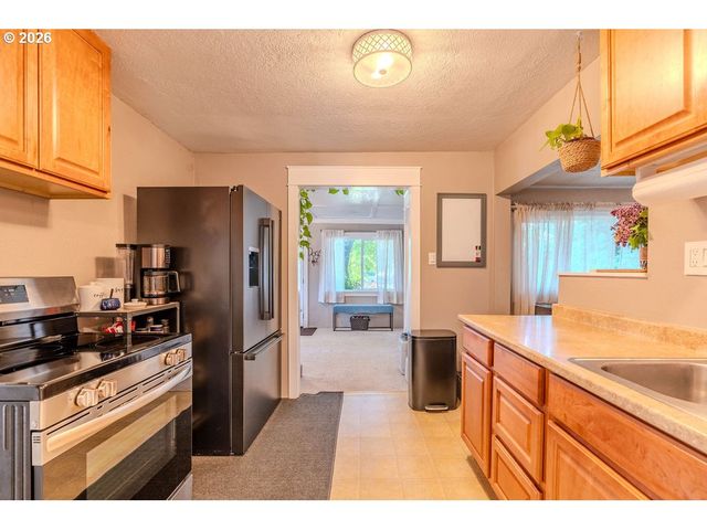 105 Nw 13TH St, Gresham, OR 97030