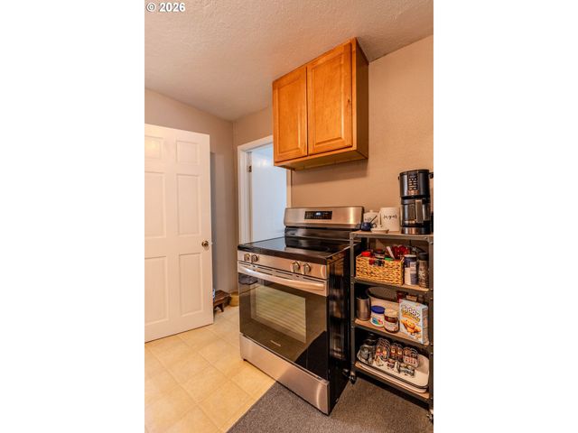 105 Nw 13TH St, Gresham, OR 97030