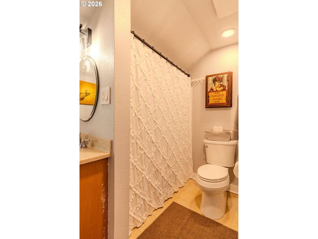 105 Nw 13TH St, Gresham, OR 97030