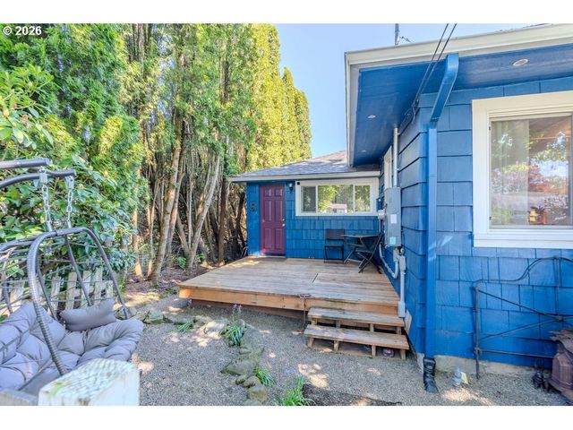 105 Nw 13TH St, Gresham, OR 97030