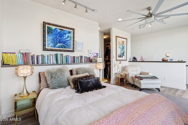 524 E AMES Place, Phoenix, AZ 85004