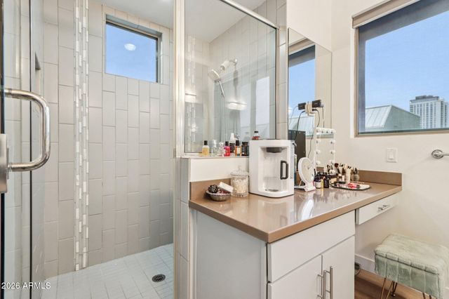 524 E AMES Place, Phoenix, AZ 85004