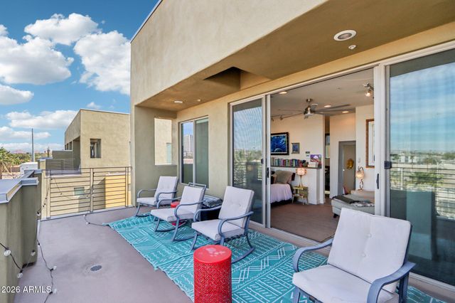 524 E AMES Place, Phoenix, AZ 85004