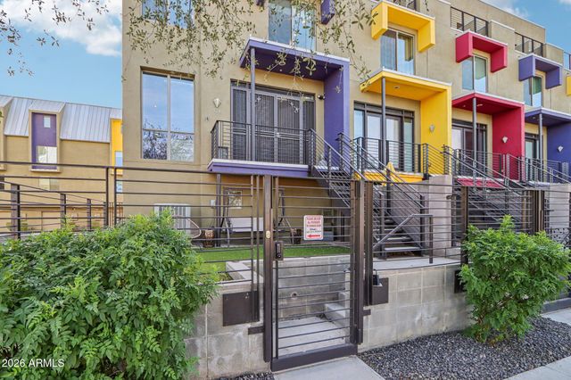 524 E AMES Place, Phoenix, AZ 85004