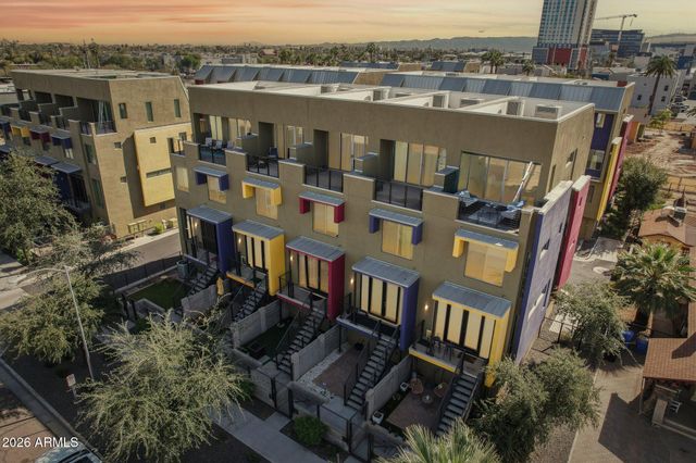 524 E AMES Place, Phoenix, AZ 85004