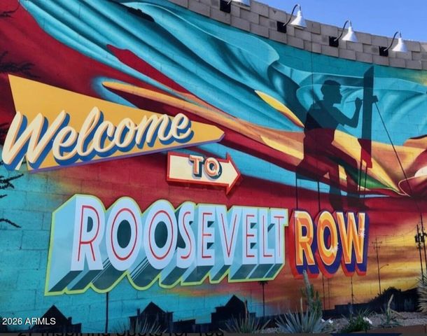 524 E AMES Place, Phoenix, AZ 85004