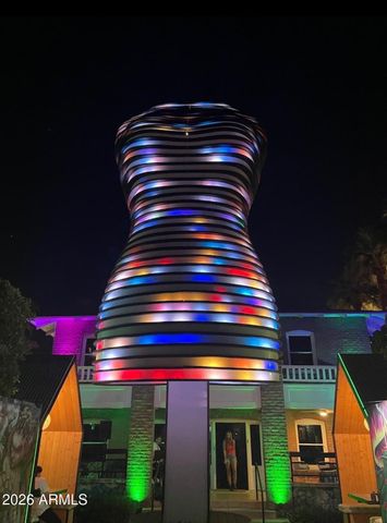 524 E AMES Place, Phoenix, AZ 85004