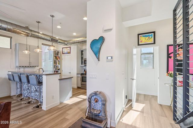 524 E AMES Place, Phoenix, AZ 85004