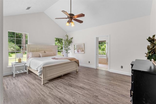 21818 Big River Drive, Magnolia, TX 77355