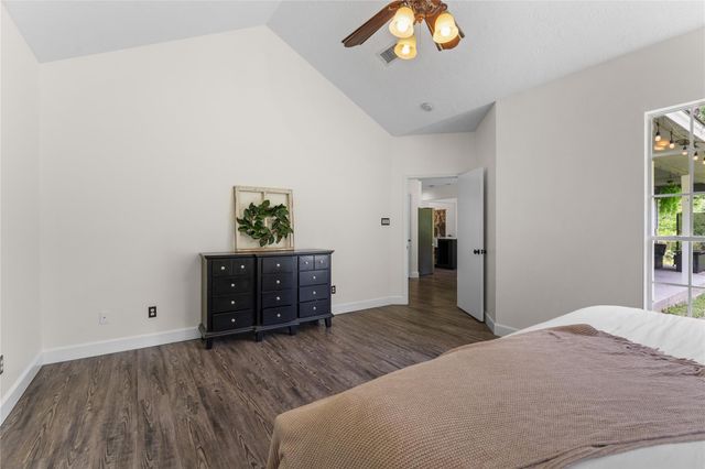 21818 Big River Drive, Magnolia, TX 77355