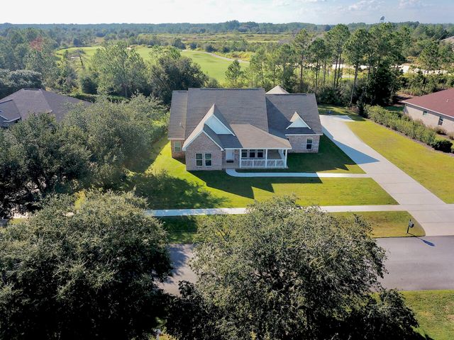 335 E Club House Drive, Freeport, FL 32439