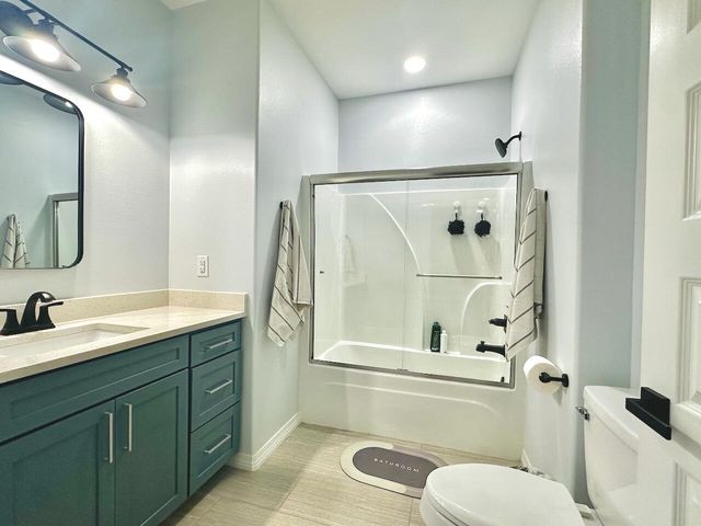 335 E Club House Drive, Freeport, FL 32439