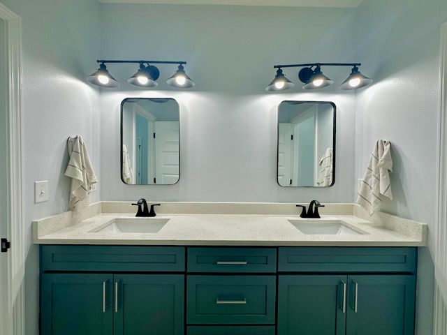 335 E Club House Drive, Freeport, FL 32439