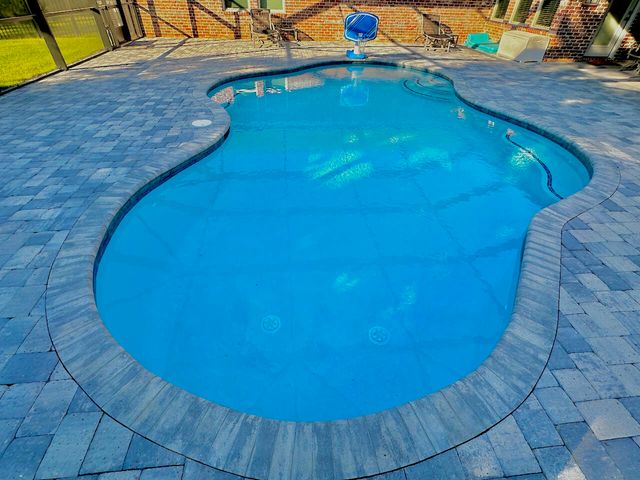 335 E Club House Drive, Freeport, FL 32439