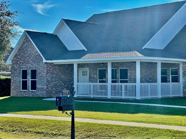 335 E Club House Drive, Freeport, FL 32439