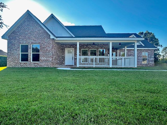 335 E Club House Drive, Freeport, FL 32439