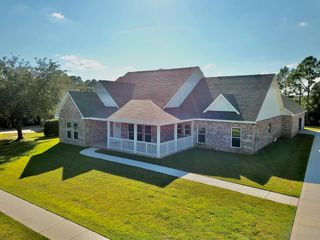 335 E Club House Drive, Freeport, FL 32439