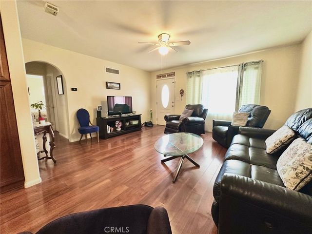 200 Mary Lane, Hemet, CA 92543