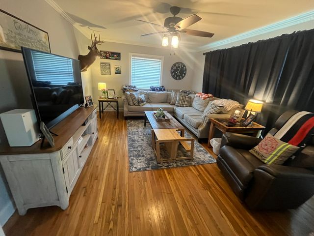 205 Winwood Dr, Lebanon, TN 37087