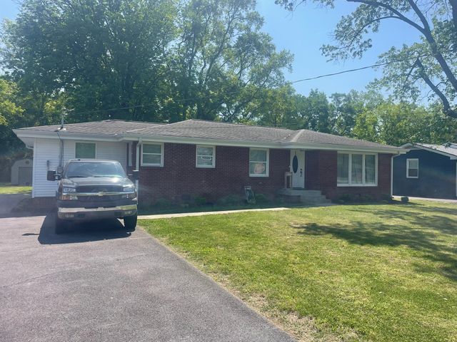 205 Winwood Dr, Lebanon, TN 37087