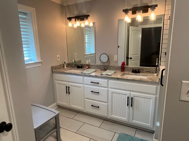 205 Winwood Dr, Lebanon, TN 37087
