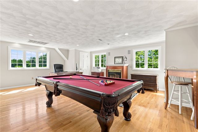 11 Hayfield Lane, Cumberland, RI 02864