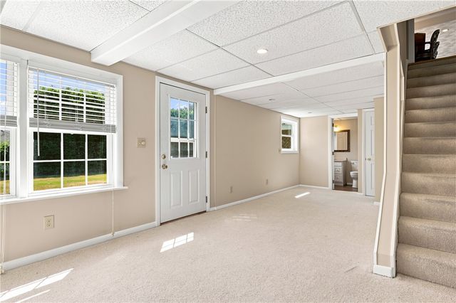 11 Hayfield Lane, Cumberland, RI 02864