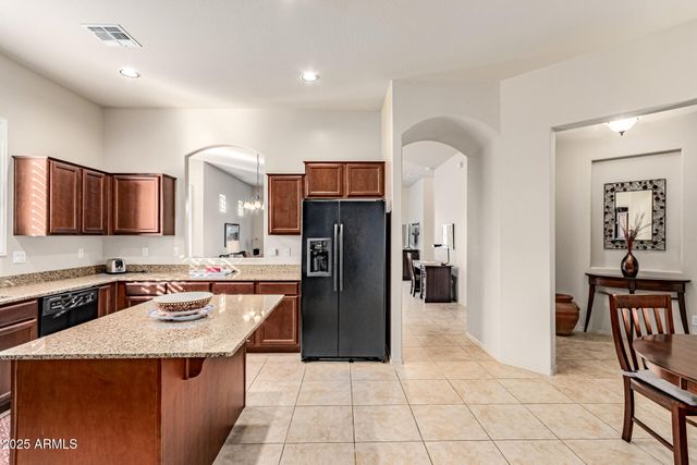 6202 E MCKELLIPS Road 135, Mesa, AZ 85215