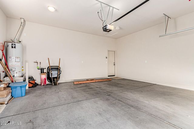 6202 E MCKELLIPS Road 135, Mesa, AZ 85215