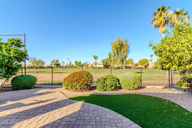 6202 E MCKELLIPS Road 135, Mesa, AZ 85215
