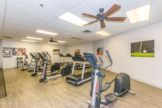 6202 E MCKELLIPS Road 135, Mesa, AZ 85215