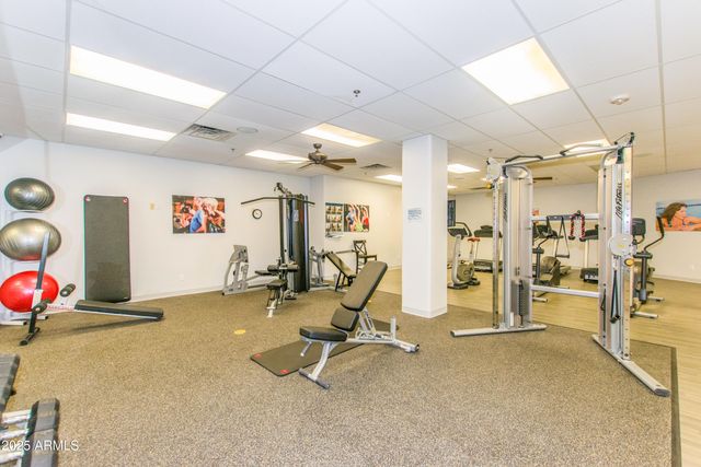 6202 E MCKELLIPS Road 135, Mesa, AZ 85215