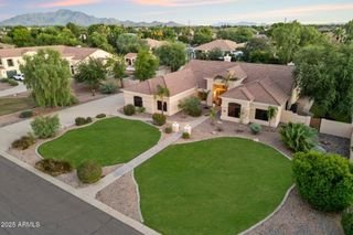 2733 E SCORPIO Place, Chandler, AZ 85249