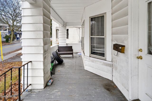 31 N Lake Avenue, Troy, NY 12180