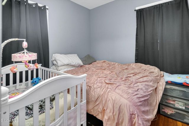 31 N Lake Avenue, Troy, NY 12180