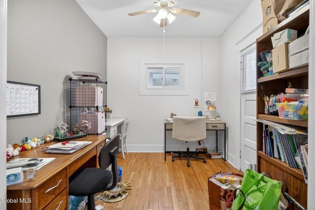 31 N Lake Avenue, Troy, NY 12180