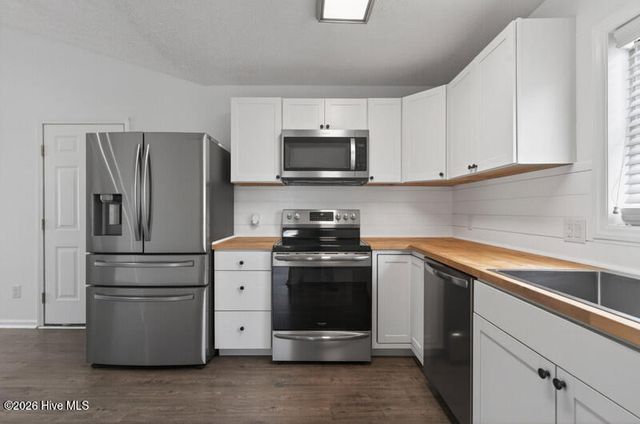 811 Gordon Woods Road, Wilmington, NC 28411