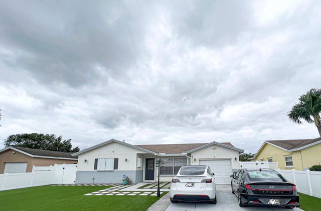 8912 SW 6th Street, Boca Raton, FL 33433