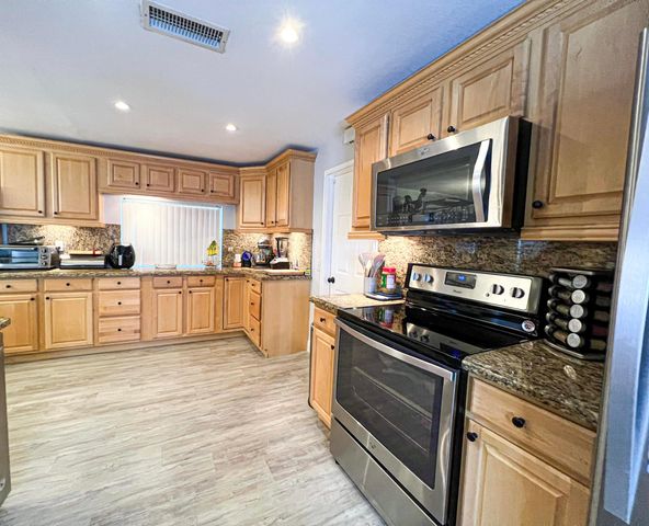 8912 SW 6th Street, Boca Raton, FL 33433