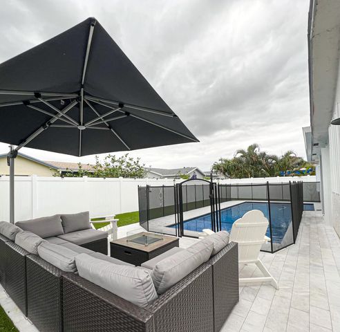 8912 SW 6th Street, Boca Raton, FL 33433