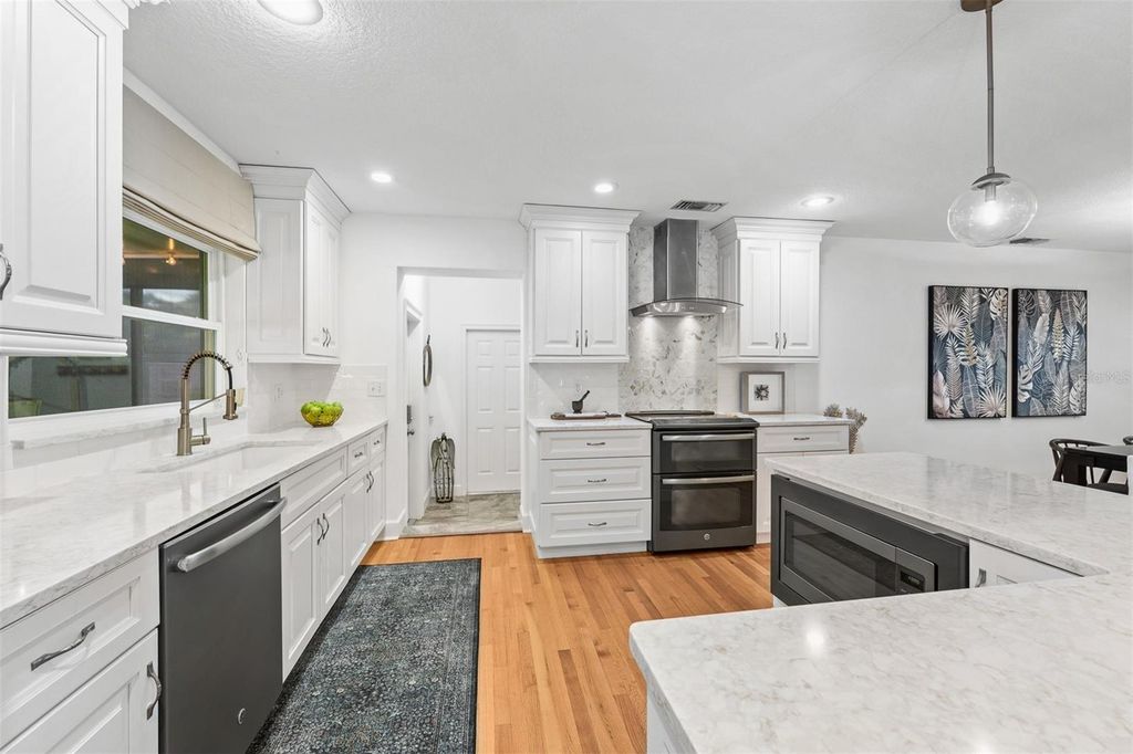 Image 17 of property listing at 1613 BIMINI DRIVE, Orlando, FL 32806