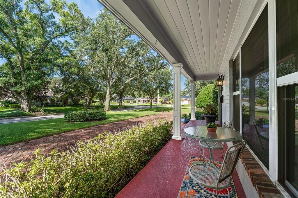 Image 4 of property listing at 1613 BIMINI DRIVE, Orlando, FL 32806
